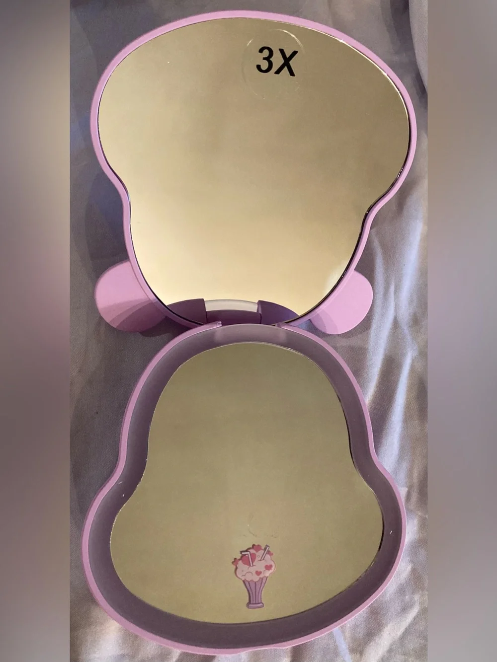 Care Bears Share Bear LED Compact Mirror - Lavender Purple